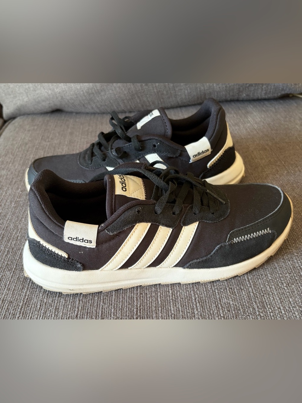 adidas Retrorun